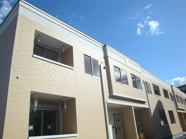 パシフィックパレス向山の外観