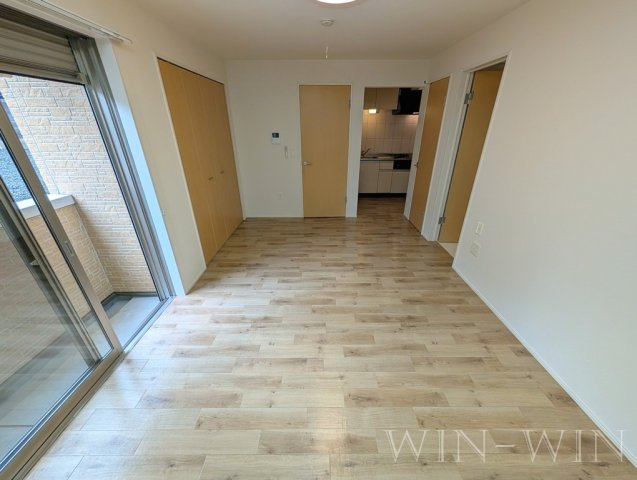 パシフィックパレス向山の居間・リビング