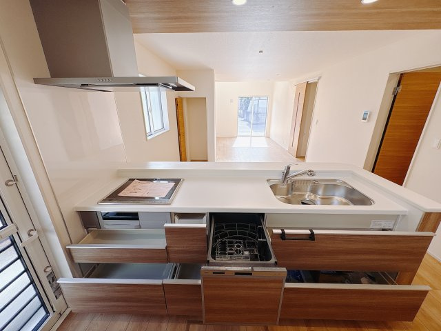 宇都宮市六道町 2期 全3棟の区画図|全棟駐車スペース3台！並列駐車可能です