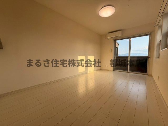 CUORE KANADAの居間・リビング