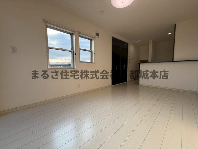 CUORE KANADAの居間・リビング