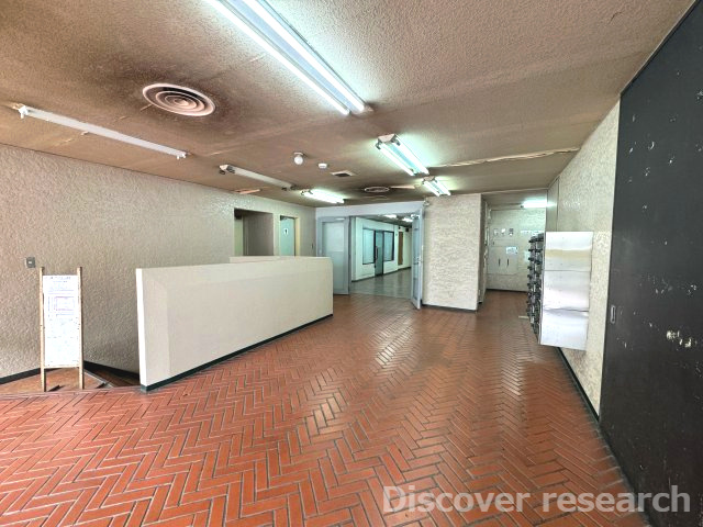 サン市川ハイツのエントランス|【エントランス】