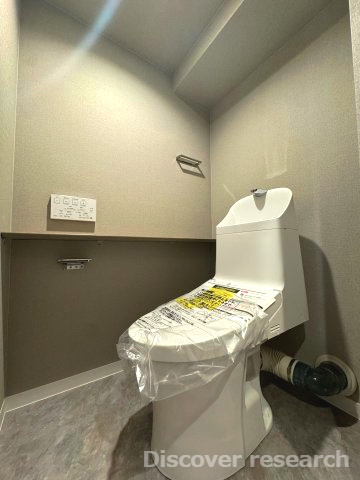 サン市川ハイツのトイレ|【トイレ】
落ち着きのある色合いのトイレです。
