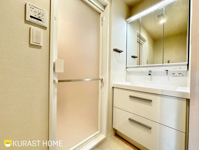 マンハイム五条　5階の独立洗面台