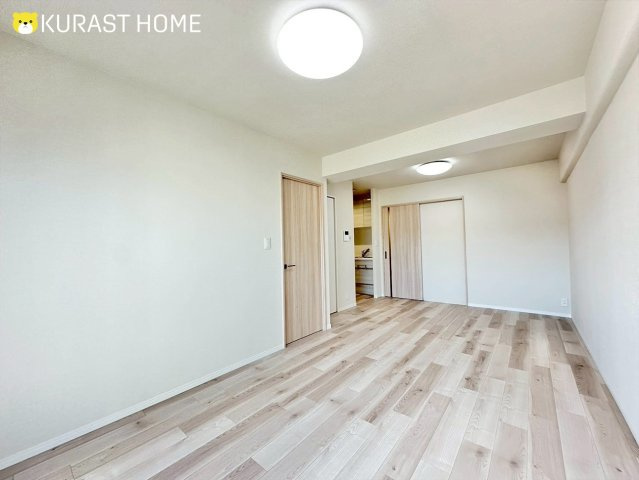 マンハイム五条　5階の居間・リビング