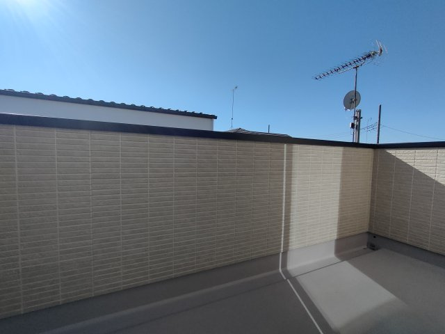 第11期のバルコニー|〇１号棟　バルコニー〇
太陽の光が気持ちいいバルコニー！お洗濯物を乾かす強い味方になります♪
2026年2月撮影