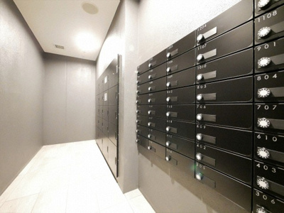 【その他共用部分】 | エスリードレジデンス大阪WEST | 宅配ボックスです