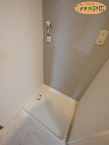 【ランドリースペース】 | メゾンドール明石東二見　6階