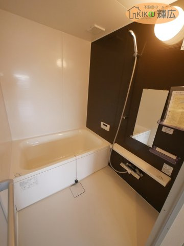 【浴室】 | メゾンドール明石東二見　6階