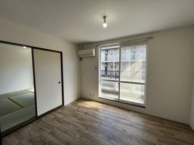 【寝室】 | フォーリアＡ