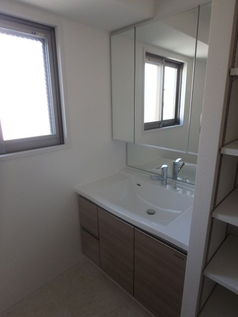 ＣＡＶＡＮＡ浅草の独立洗面台