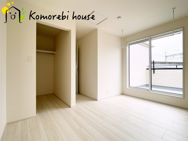 さいたま市北区宮原町2丁目　4期　新築一戸建て　ブルーミングガーデン　02の寝室|使い勝手のいい寝室です