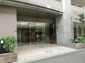 【エントランス】 | ゆとりのあるエントランスです