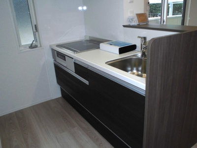 【キッチン】 | ドエルH | コンパクトなキッチンで掃除もラクラク