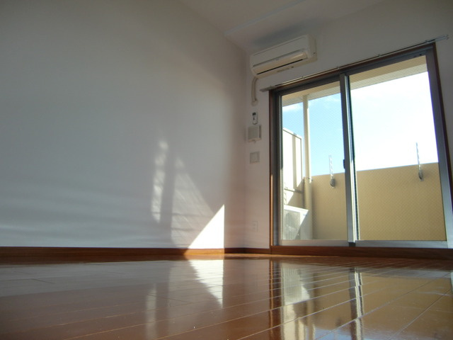 シャインビュー六甲の洋室