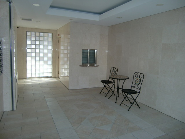 シャインビュー六甲のエントランス