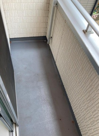 【バルコニー】