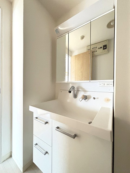 【独立洗面台】 | 三愛シティライフ今宿駅２