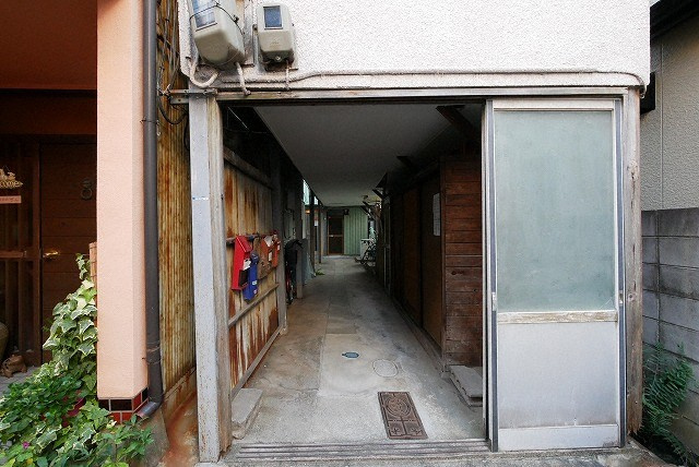 メゾン松虫のエントランス