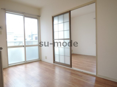 【居間・リビング】 | グリーンハイツＢ棟