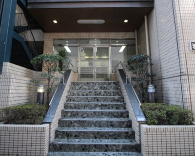 【エントランス】 | 岩沢第一ビル | 毎日通るエントランスはこのようになっています