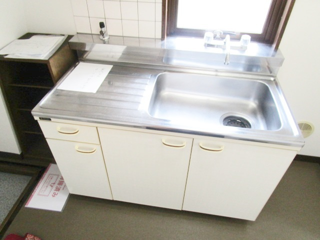 メゾン類光のキッチン|ガスコンロ置けます。