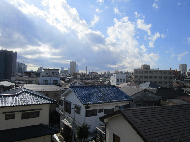 メゾン類光の展望|閑静な住宅地が広がります。