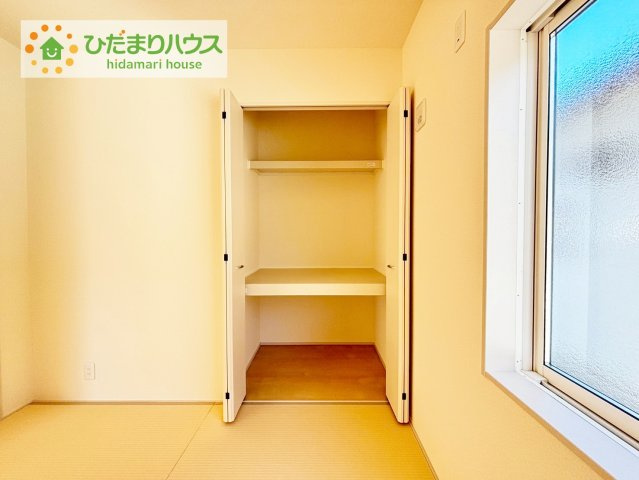 いわき市平下平窪1期　新築戸建　2号棟の収納|"和室の収納は横開きクローゼット！
しまった物の出し入れも楽々です(^^)"