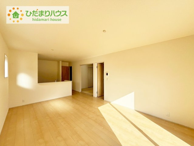 いわき市平下平窪1期　新築戸建　2号棟の居間・リビング|早くお仕事終わらせて、家に帰りたくなるようなリビングです(^^♪