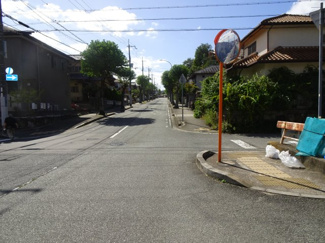 【前面道路含む現地写真】 | 川西市清和台西２丁目　建築条件無土地