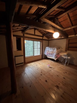 【洋室】 | 軽井沢・中古戸建て