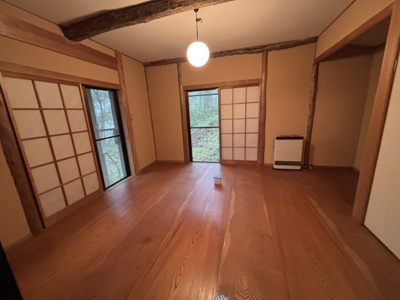 【洋室】 | 軽井沢・中古戸建て