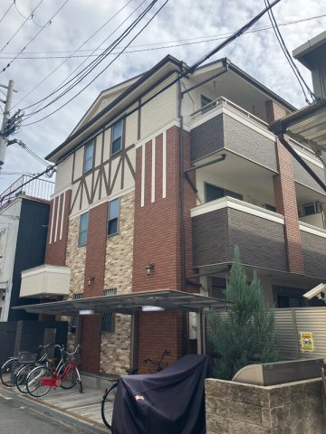 シャルマン緑橋の外観