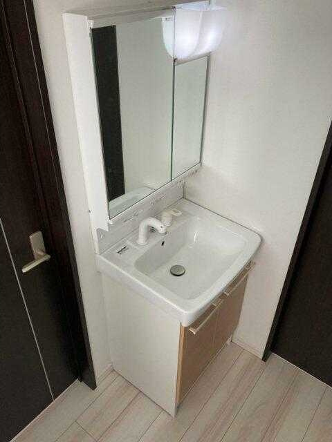 西日暮里戸建の洗面所