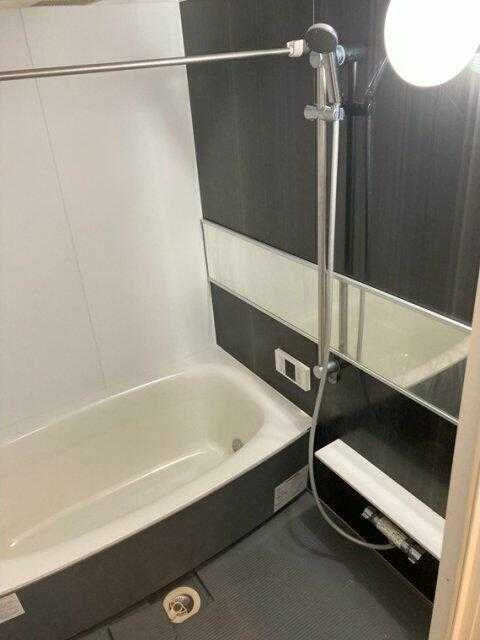 西日暮里戸建の浴室