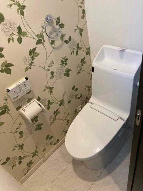 西日暮里戸建のトイレ