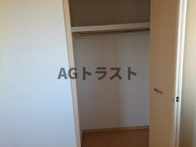 【収納】 | サンリット・ガ－デンＡ | 収納があります