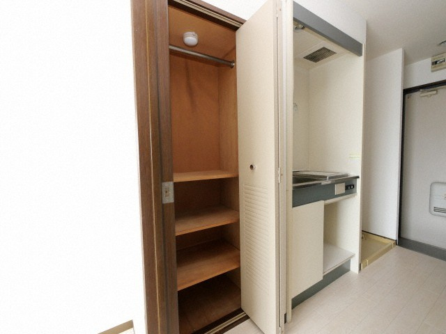 グランヴィ天王寺の収納