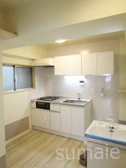 リヒトライフ侑里の居間・リビング|キッチンスペースです☆