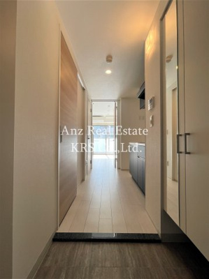 【玄関】 | シーズンフラッツ靭本町 | フラットフロアの玄関