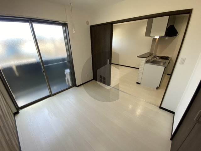 ヴィーブルKIZURIの洋室