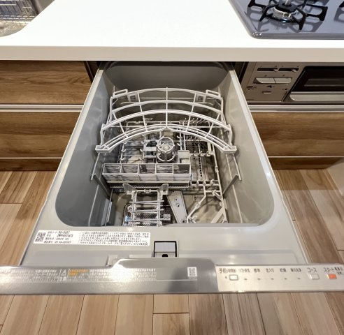 Cマンション1号棟2階のキッチン|食器洗い乾燥機