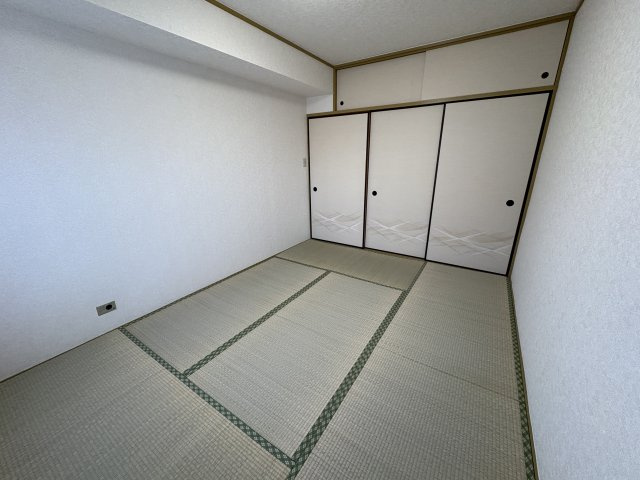 湘南ライフタウン城山住宅７号棟の和室|落ち着いた雰囲気の和室付きです