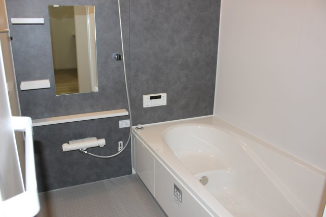 小倉北区末広1期の浴室