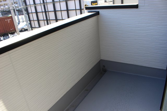 小倉北区末広1期のバルコニー