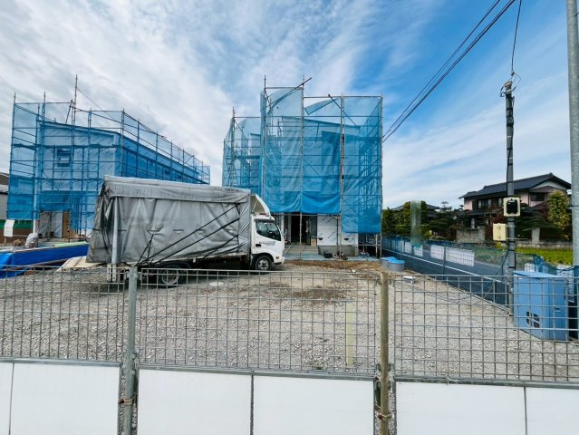 第11期の外観|〇１号棟〇
建築中の様子が見られるのも今だけ！ぜひ、お気軽にお問い合わせください♪
2025年11月撮影