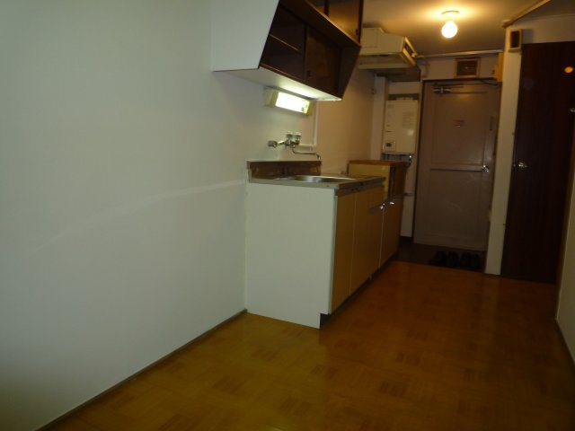 コーポニコニコの居間・リビング