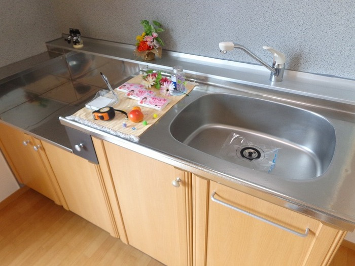 ハイツセリュー Ⅲ棟のキッチン|独立キッチン