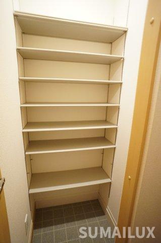 アザックひらたの玄関