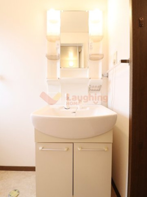 【独立洗面台】 | グリーンハイツ大善寺 | 独立洗面化粧台が付いています